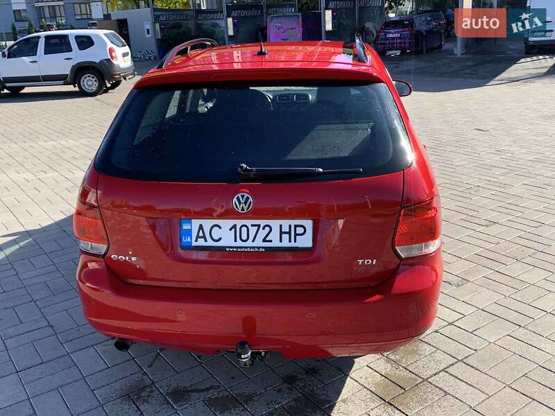 Універсал Volkswagen Golf 2010 в Батурині