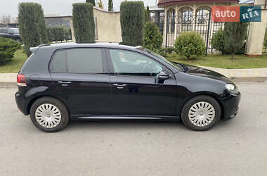 Хетчбек Volkswagen Golf 2010 в Червонограді