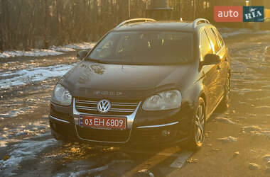 Универсал Volkswagen Golf 2008 в Киеве