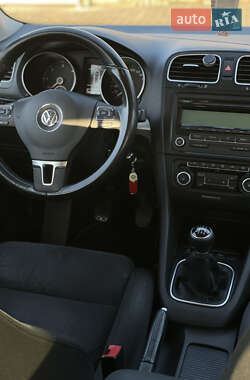 Универсал Volkswagen Golf 2011 в Луцке