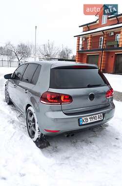 Хетчбек Volkswagen Golf 2009 в Вінниці