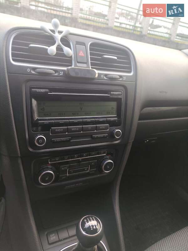 Універсал Volkswagen Golf 2009 в Володимирці