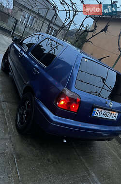 Хетчбек Volkswagen Golf 1996 в Виноградові