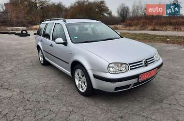 Універсал Volkswagen Golf 2002 в Полтаві