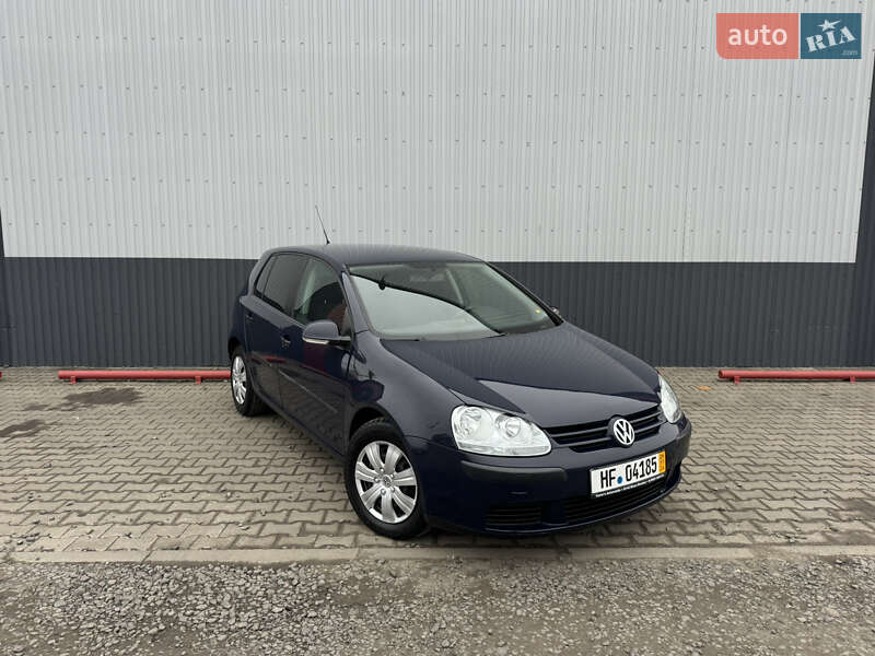 Хэтчбек Volkswagen Golf 2006 в Луцке