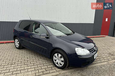 Хэтчбек Volkswagen Golf 2006 в Луцке