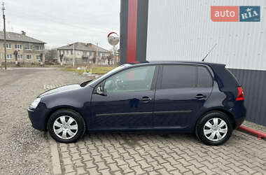 Хэтчбек Volkswagen Golf 2006 в Луцке