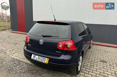 Хэтчбек Volkswagen Golf 2006 в Луцке