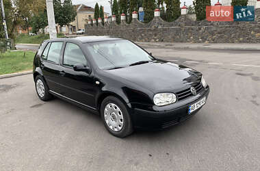 Хэтчбек Volkswagen Golf 2001 в Виннице