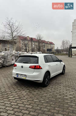 Хэтчбек Volkswagen Golf 2015 в Калуше