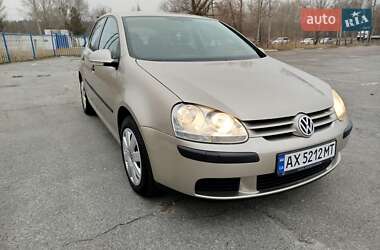 Хэтчбек Volkswagen Golf 2004 в Харькове