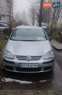 Хэтчбек Volkswagen Golf 2004 в Хмельницком