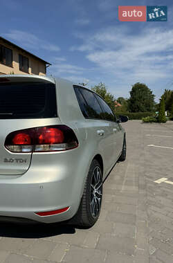 Хэтчбек Volkswagen Golf 2009 в Берегово