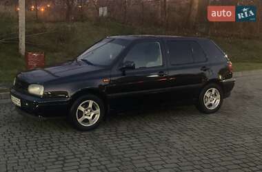 Хетчбек Volkswagen Golf 1994 в Львові