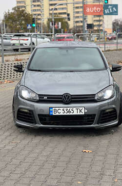 Хэтчбек Volkswagen Golf 2010 в Львове