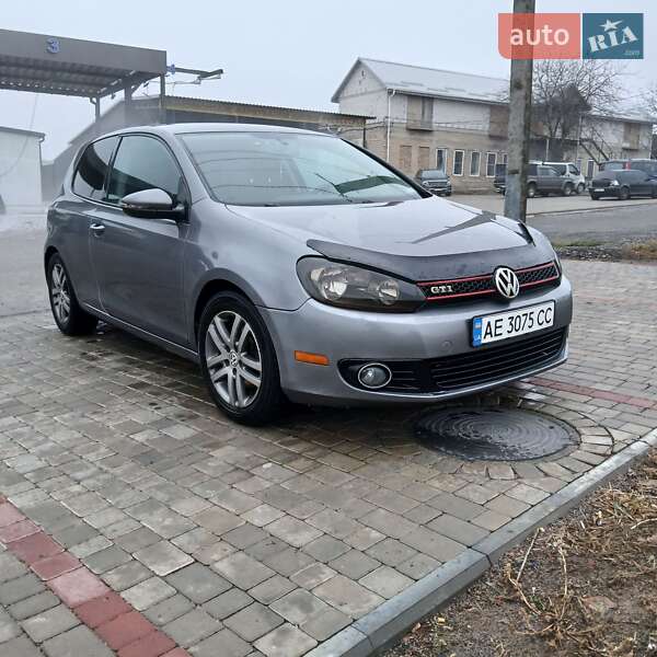 Хетчбек Volkswagen Golf 2012 в Ватутіному