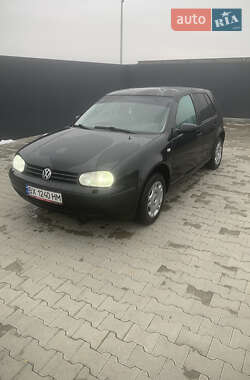 Хэтчбек Volkswagen Golf 2001 в Летичеве