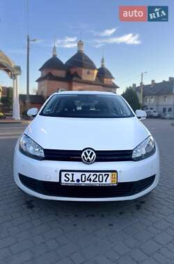 Універсал Volkswagen Golf 2012 в Городку