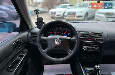 Хэтчбек Volkswagen Golf 2003 в Виннице