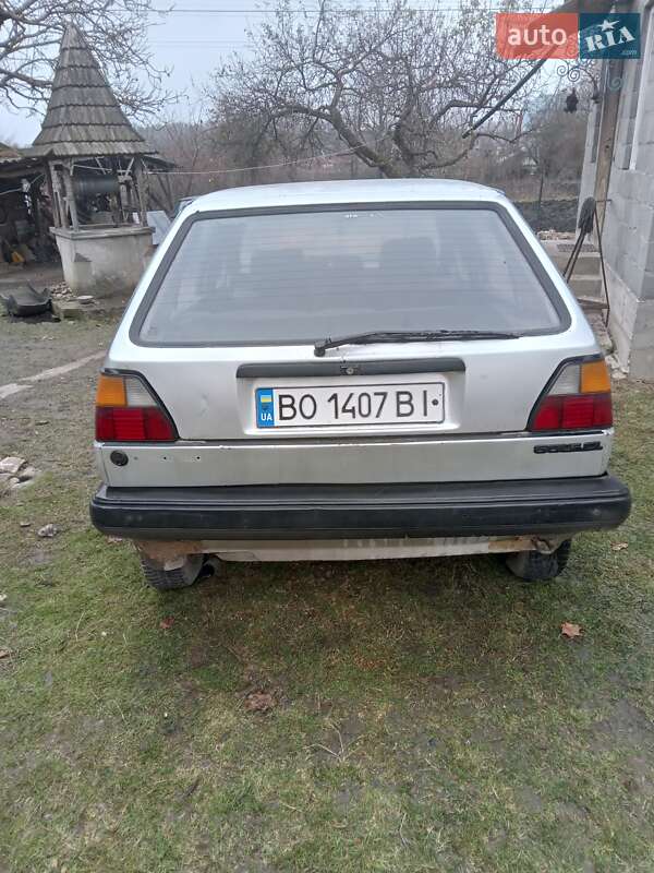 Хэтчбек Volkswagen Golf 1986 в Борщеве