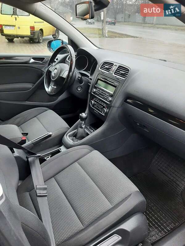 Хетчбек Volkswagen Golf 2009 в Кам'янець-Подільському