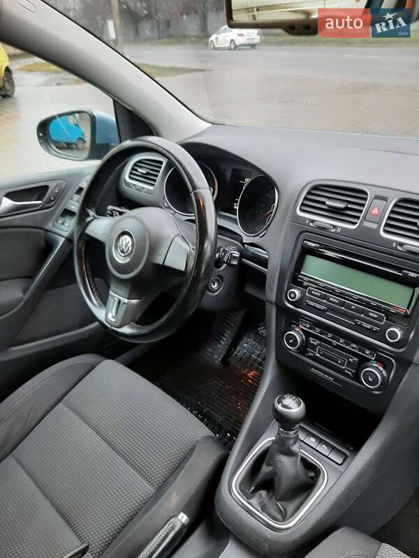 Хетчбек Volkswagen Golf 2009 в Кам'янець-Подільському
