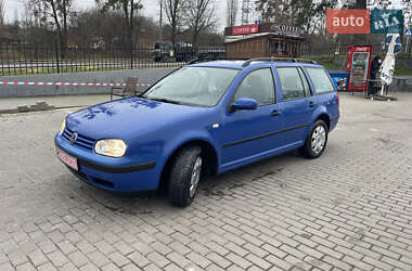 Универсал Volkswagen Golf 2000 в Ровно