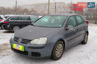 Хетчбек Volkswagen Golf 2005 в Кропивницькому