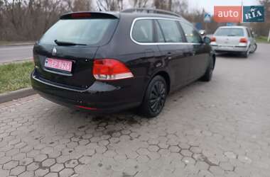 Универсал Volkswagen Golf 2009 в Ровно