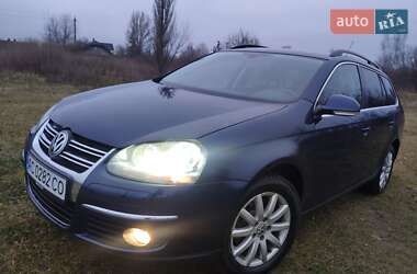 Універсал Volkswagen Golf 2009 в Іваничах