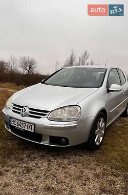 Хетчбек Volkswagen Golf 2006 в Львові