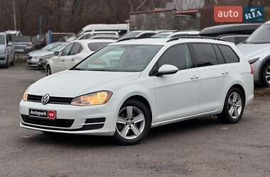 Універсал Volkswagen Golf 2015 в Вінниці