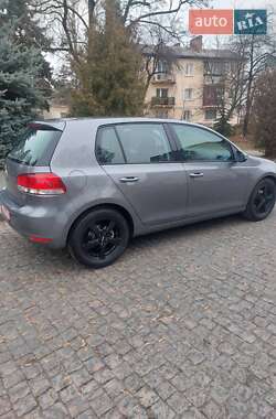 Хэтчбек Volkswagen Golf 2008 в Луцке