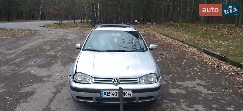 Універсал Volkswagen Golf 1999 в Баранівці