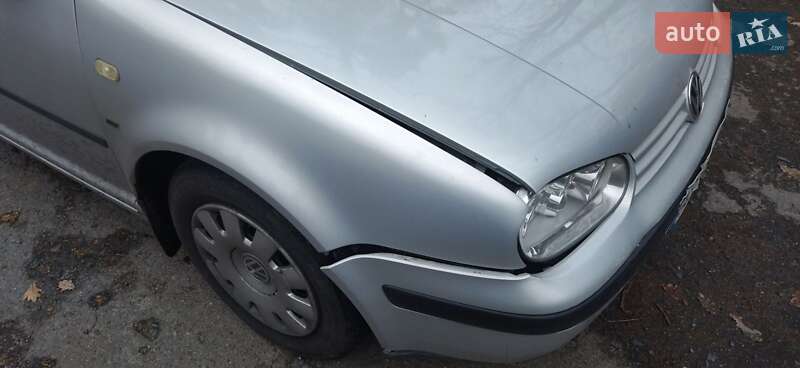 Універсал Volkswagen Golf 1999 в Баранівці