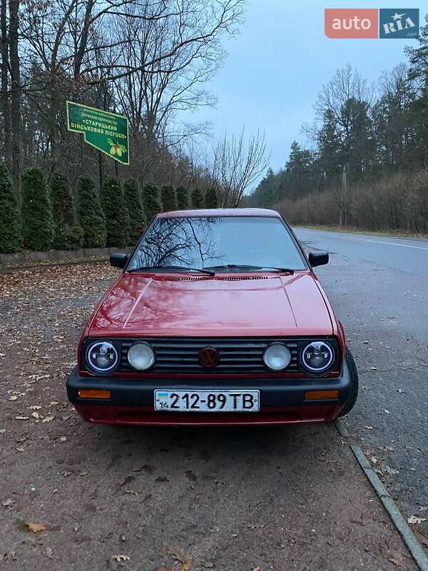 Хэтчбек Volkswagen Golf 1988 в Яворове