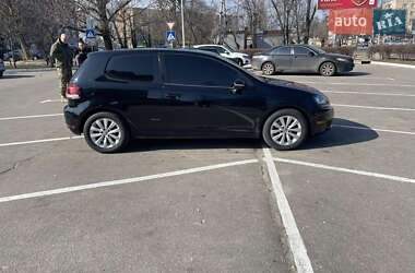 Хетчбек Volkswagen Golf 2012 в Черкасах