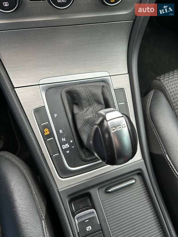 Універсал Volkswagen Golf 2015 в Львові