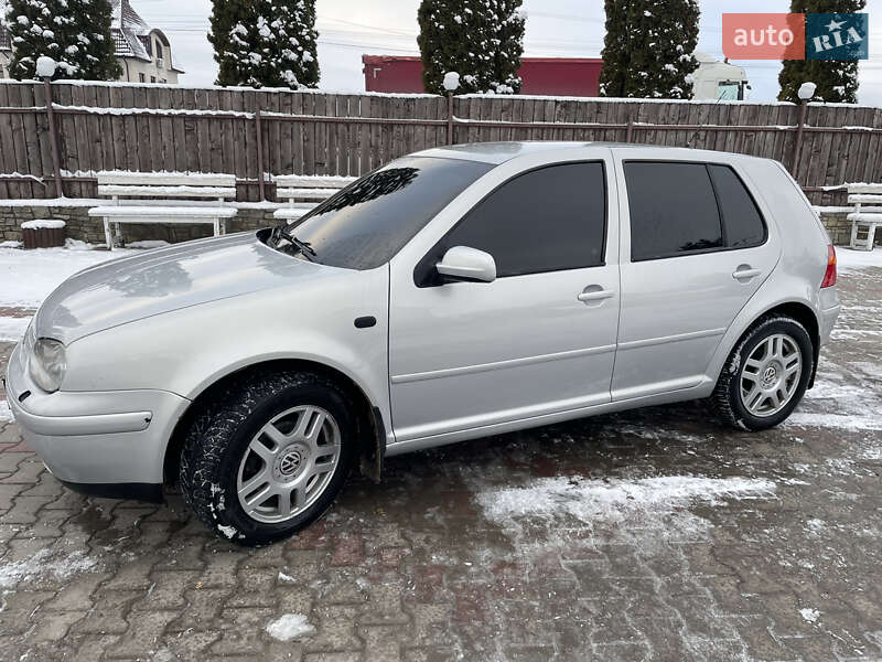 Хэтчбек Volkswagen Golf 1999 в Дунаевцах