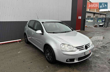 Хэтчбек Volkswagen Golf 2008 в Луцке