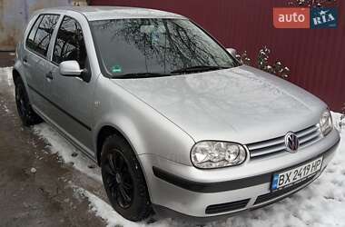 Хетчбек Volkswagen Golf 2001 в Ладижині