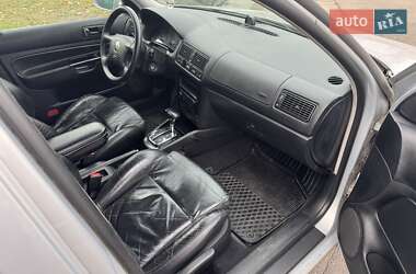 Хетчбек Volkswagen Golf 1999 в Києві