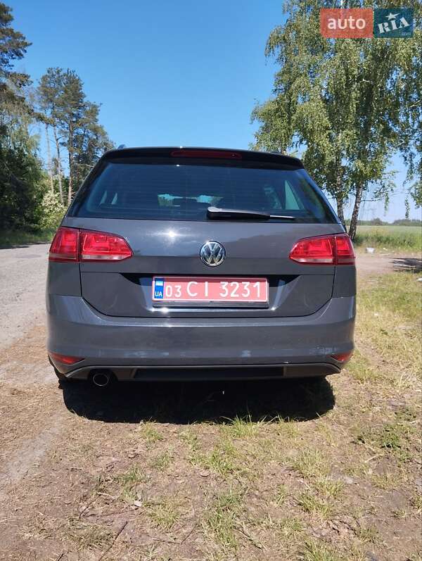 Універсал Volkswagen Golf 2015 в Бучі
