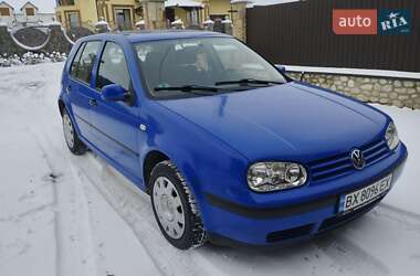 Хэтчбек Volkswagen Golf 1999 в Волочиске