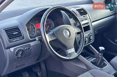 Хетчбек Volkswagen Golf 2007 в Вінниці