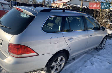 Універсал Volkswagen Golf 2009 в Кременці