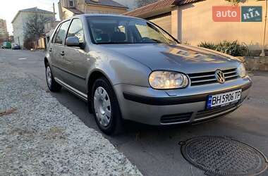 Хетчбек Volkswagen Golf 2003 в Одесі