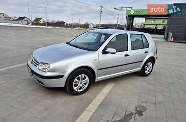 Хэтчбек Volkswagen Golf 2002 в Каменец-Подольском