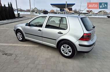 Хэтчбек Volkswagen Golf 2002 в Каменец-Подольском