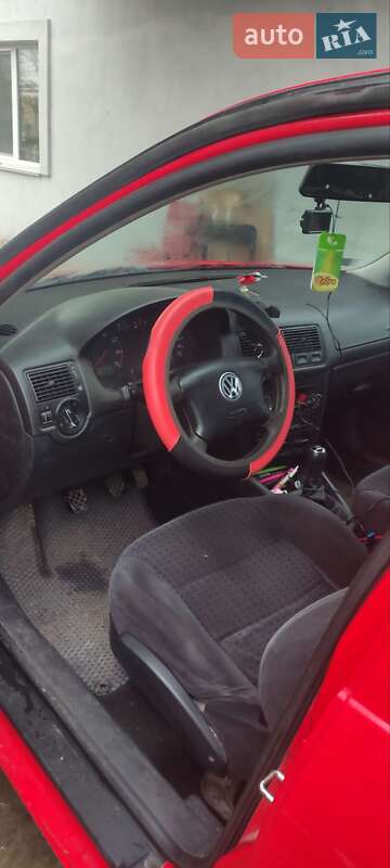 Хетчбек Volkswagen Golf 1998 в Ніжині